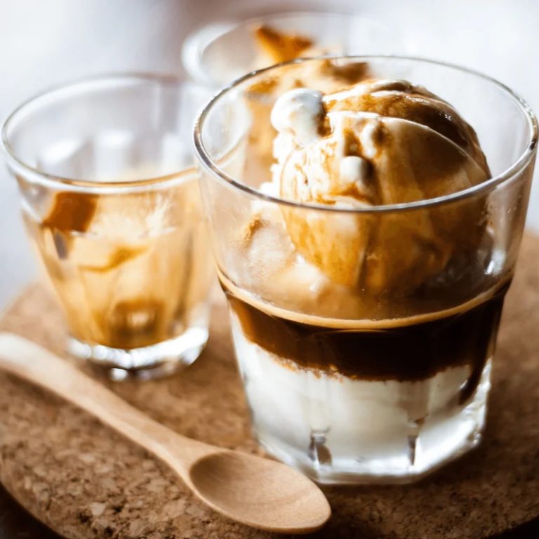 Affogato Nasıl Yapılır? Lezzetli Bir Uyum: Dondurma ve Kahve